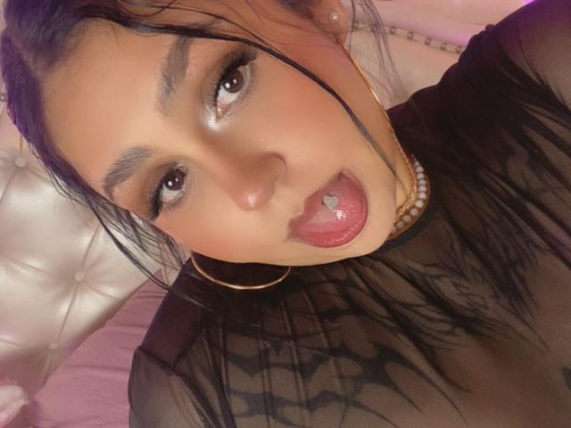 EmmaMyles - Sexe cam en vivo - 28064114