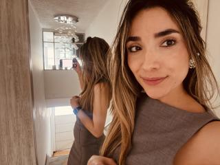AdharaCooperr - Live sex cam - 28064864
