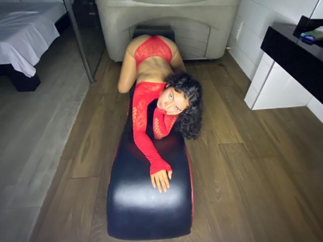 JuliaBennett - Live sex cam - 28064981