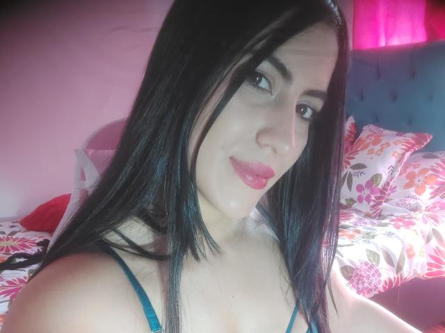 SofiaFountaine - Live sex cam - 28065617