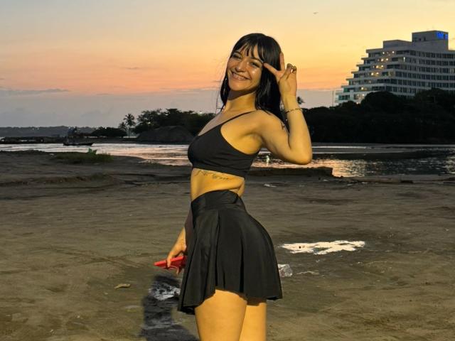 LindaWatsong - Live sex cam - 28067486