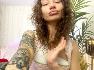 HotCaramelsDuo - Live Sex Cam - 28068869