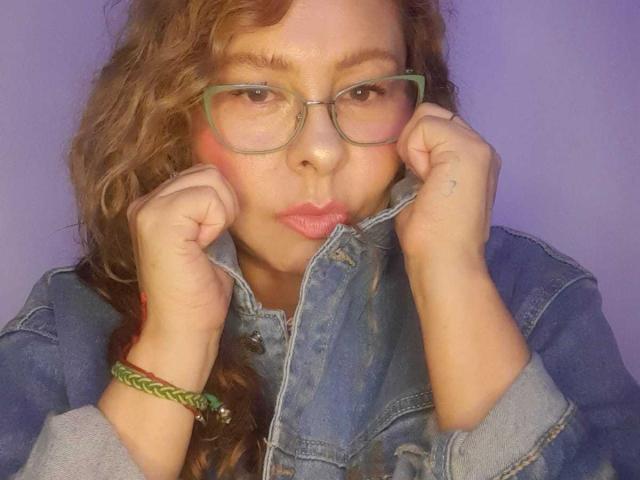 MiaAmoretti - Live sexe cam - 28069787