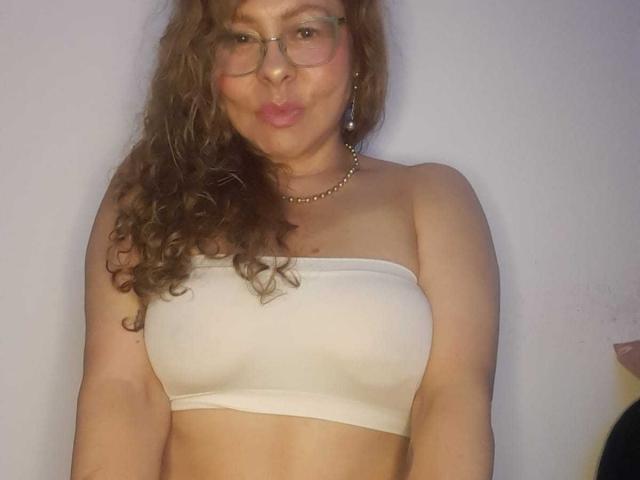 MiaAmoretti - Live sex cam - 28069790