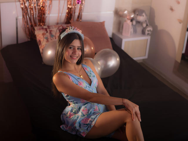 SheylaSpooner - Live sex cam - 28072922