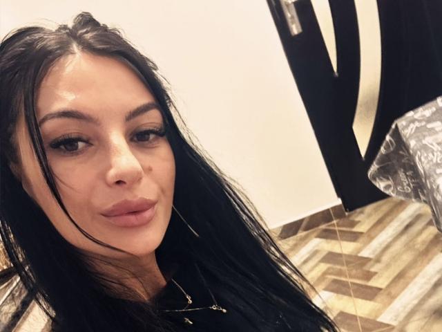 KinkyAmelie - Live sex cam - 28073078