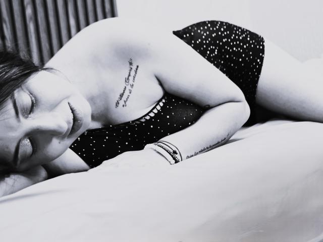 JuliethCruz - Sexe cam en vivo - 28075406