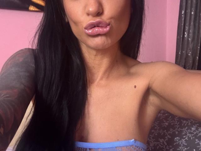 AndraD - сексуальная веб-камера в реальном времени - 28081049