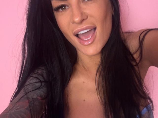 AndraD - Live porn &amp; sex cam - 28081127