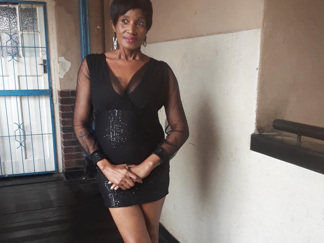 KinkyPussyLips - Live sex cam - 28082138