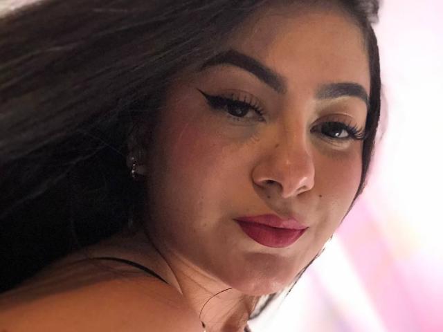 AlanaaWalker - Live Sex Cam - 28085111