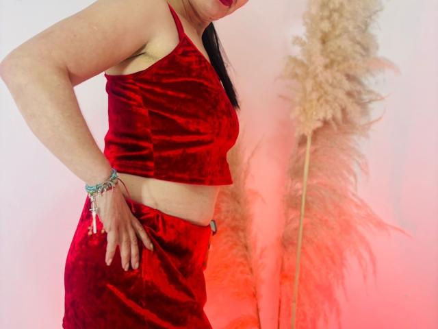 DolcceFerrer - Live sex cam - 28085729