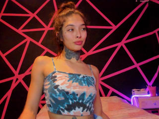 KatieSantana - Live sex cam - 28087505