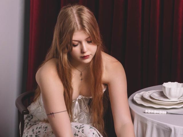 StellaLane - Live Sex Cam - 28090280