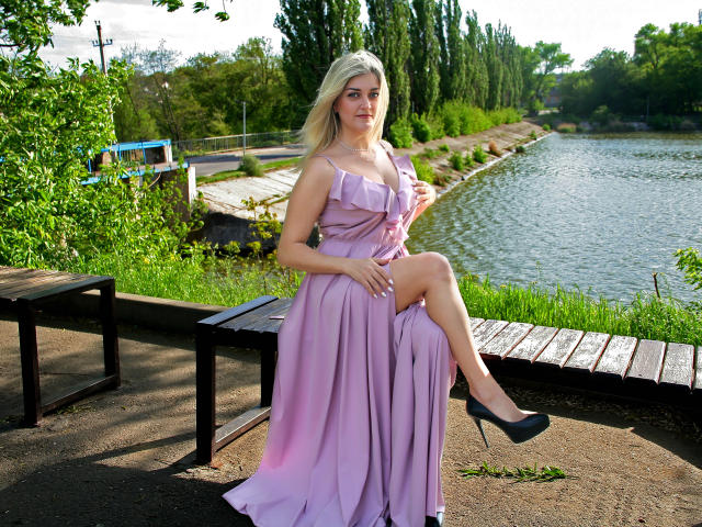 HelenUnique - Live sex cam - 28090745