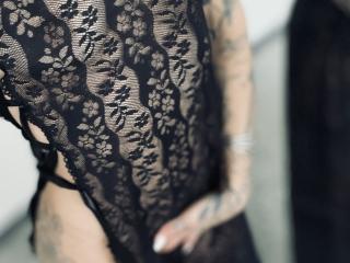 DaneeSoHot - Live Sex Cam - 28095176