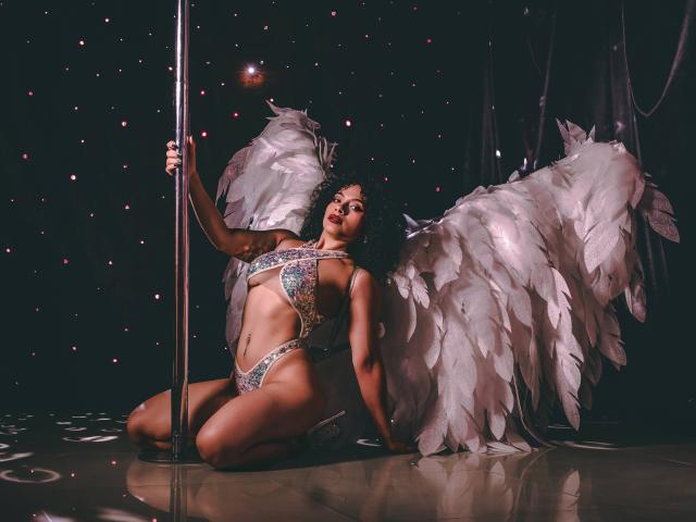 IvannaAndFriend - Sexe cam en vivo - 28095704