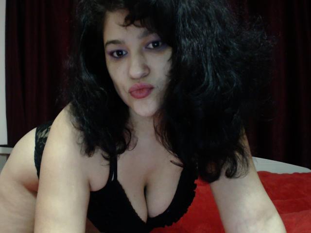 AriesQueenForU - Sexe cam en vivo - 2809651
