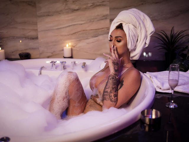 NicolSNaya - Live sexe cam - 28097342