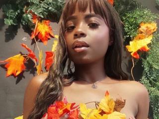 LindaBird - Live porn &amp; sex cam - 28101500