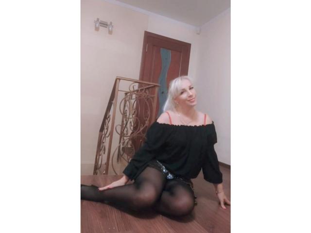 AliceHottie69 - Sexe cam en vivo - 28107077