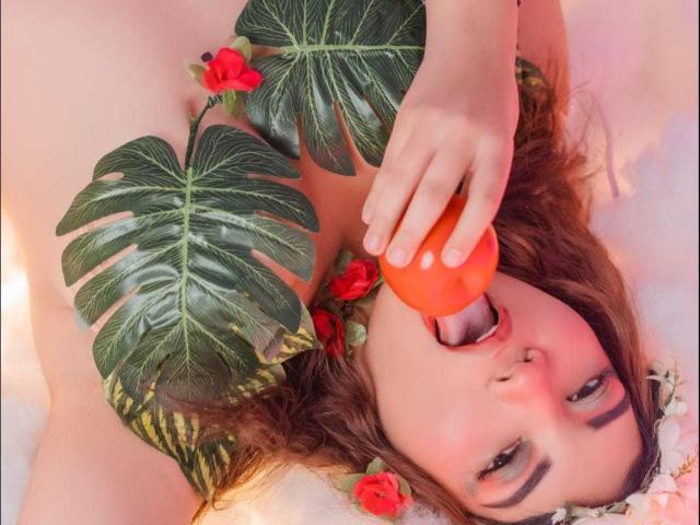 CutieCurvyForeign - Live sex cam - 28108454