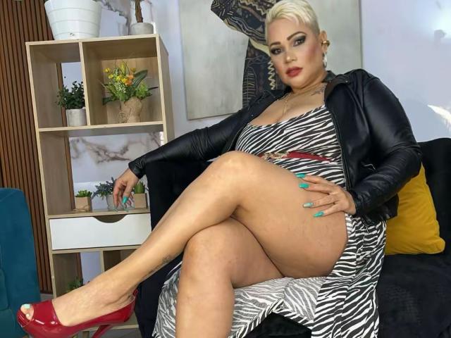 GianellaCox - Live sex cam - 28108715