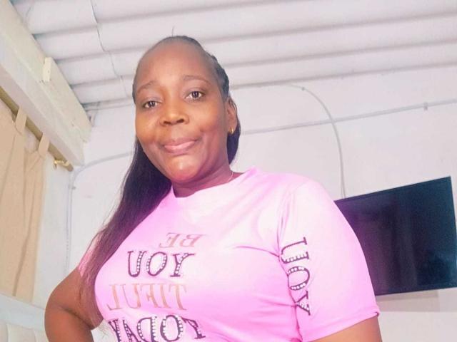 LustyEbonyMilf - Live sex cam - 28109594