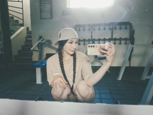 ViolettaLeroy - Live sex cam - 28122155