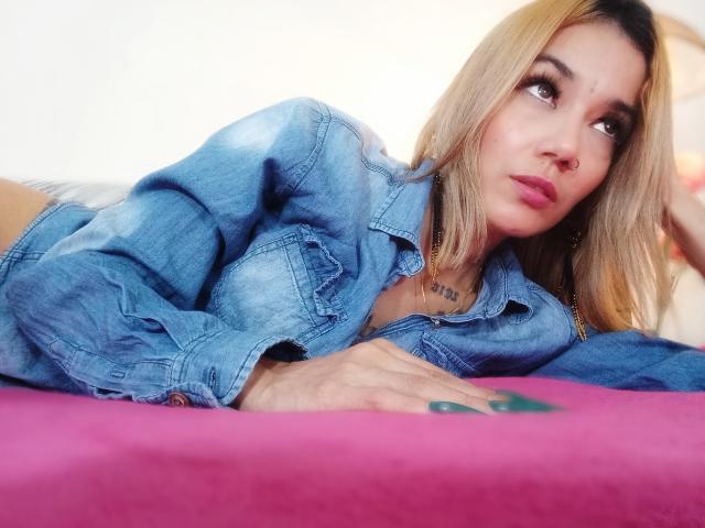 Veroo69 - Live porn &amp; sex cam - 28126571