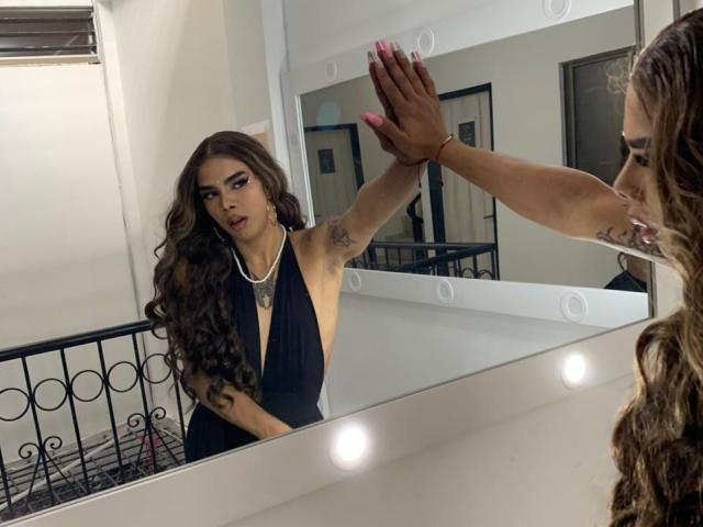 AlejaDox - Live sex cam - 28130915