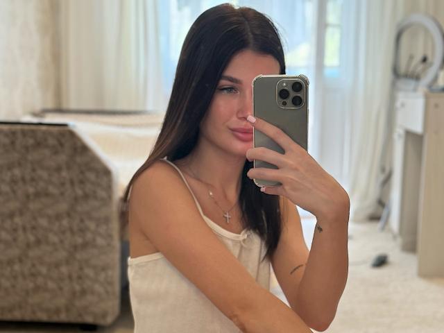 AmeliaSweetyX - Sexe cam en vivo - 28131809