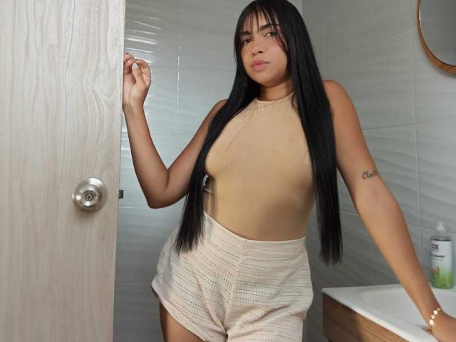 AliceSmity - Live sexe cam - 28132502