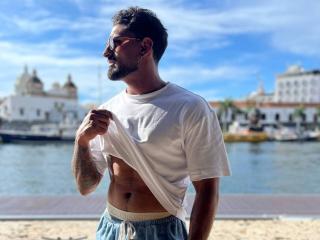 IvannaAndFriend - Live sex cam - 28133522