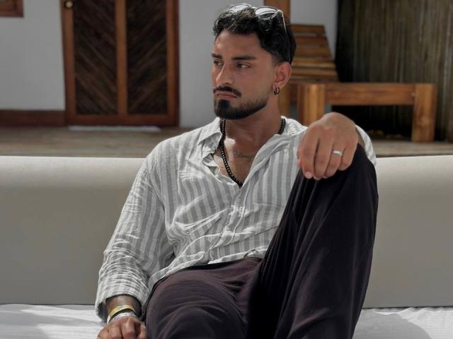 IvannaAndFriend - Live sex cam - 28133834