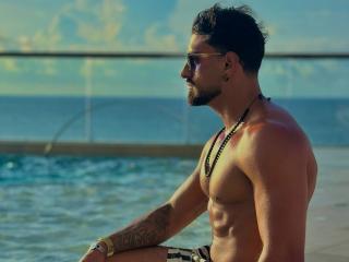 IvannaAndFriend - Live sex cam - 28133837