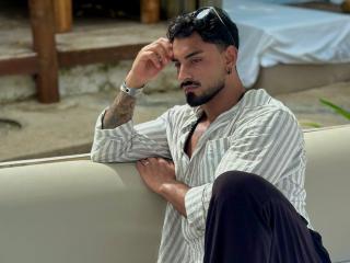 IvannaAndFriend - Live sex cam - 28133843