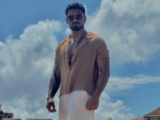 IvannaAndFriend - Live sex cam - 28133849