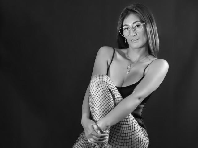 SharissWillian - Live porn &amp; sex cam - 28136993