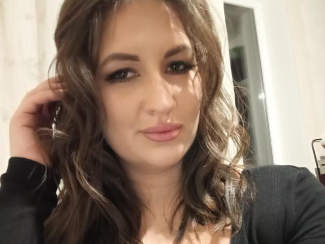 Stelli - Live sex cam - 28137449