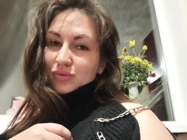 Stelli - Live sex cam - 28137557