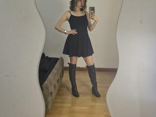 ElizaCanterville - Live porn &amp; sex cam - 28138208