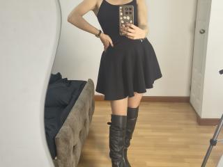 ElizaCanterville - Sexe cam en vivo - 28138607