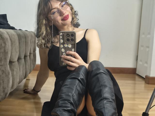 ElizaCanterville - Live sex cam - 28138685