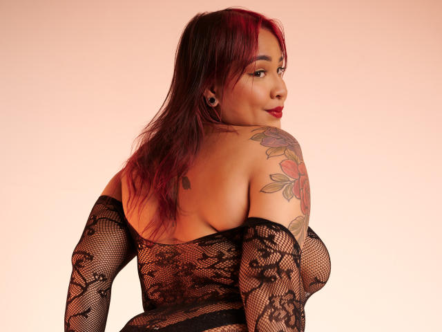 KinkyHouseWife - Live porn &amp; sex cam - 28139321