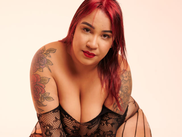 KinkyHouseWife - Live porn &amp; sex cam - 28139327