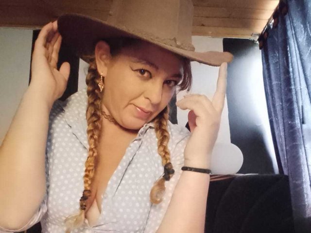 AmandaHotL - Live porn &amp; sex cam - 28139636