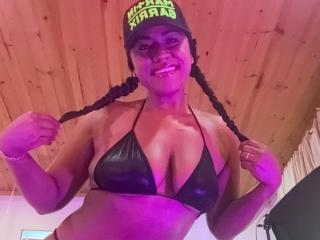 IvannaDuran - Sexe cam en vivo - 28141004