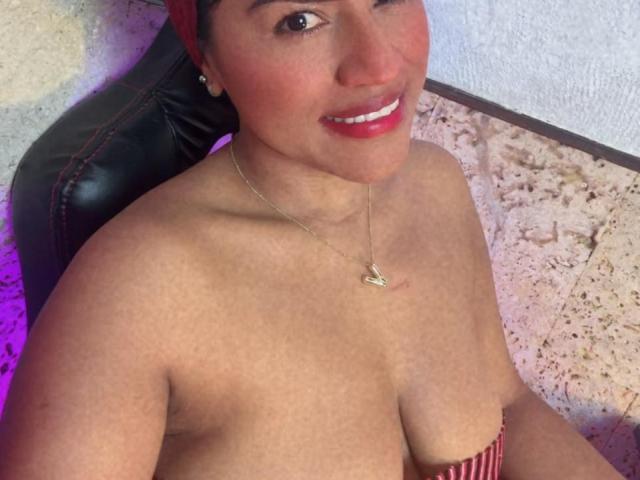 IvannaDuran - Live sex cam - 28141016