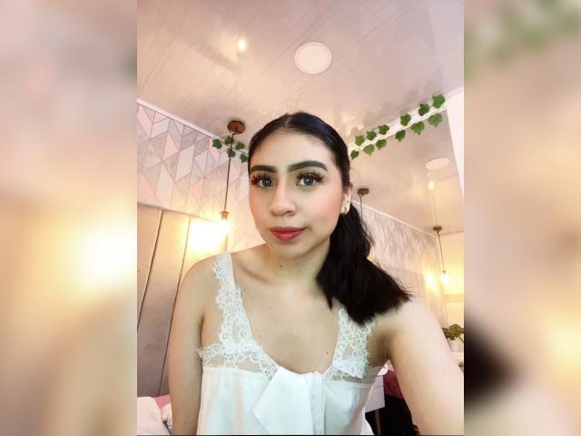 ZoeRedds - Live porn &amp; sex cam - 28144166